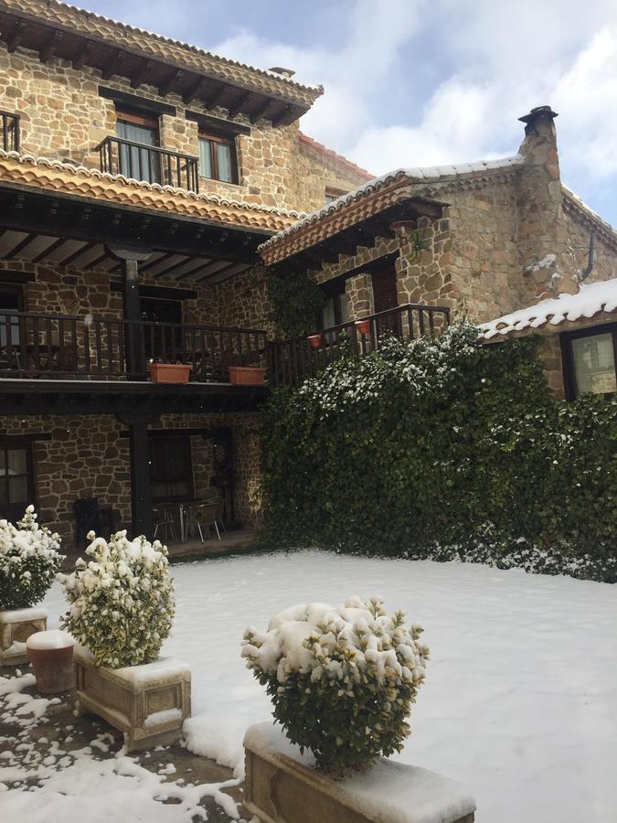 منزل الضيف Matute de la Sierra  في Casona Santa Coloma المظهر الخارجي الصورة